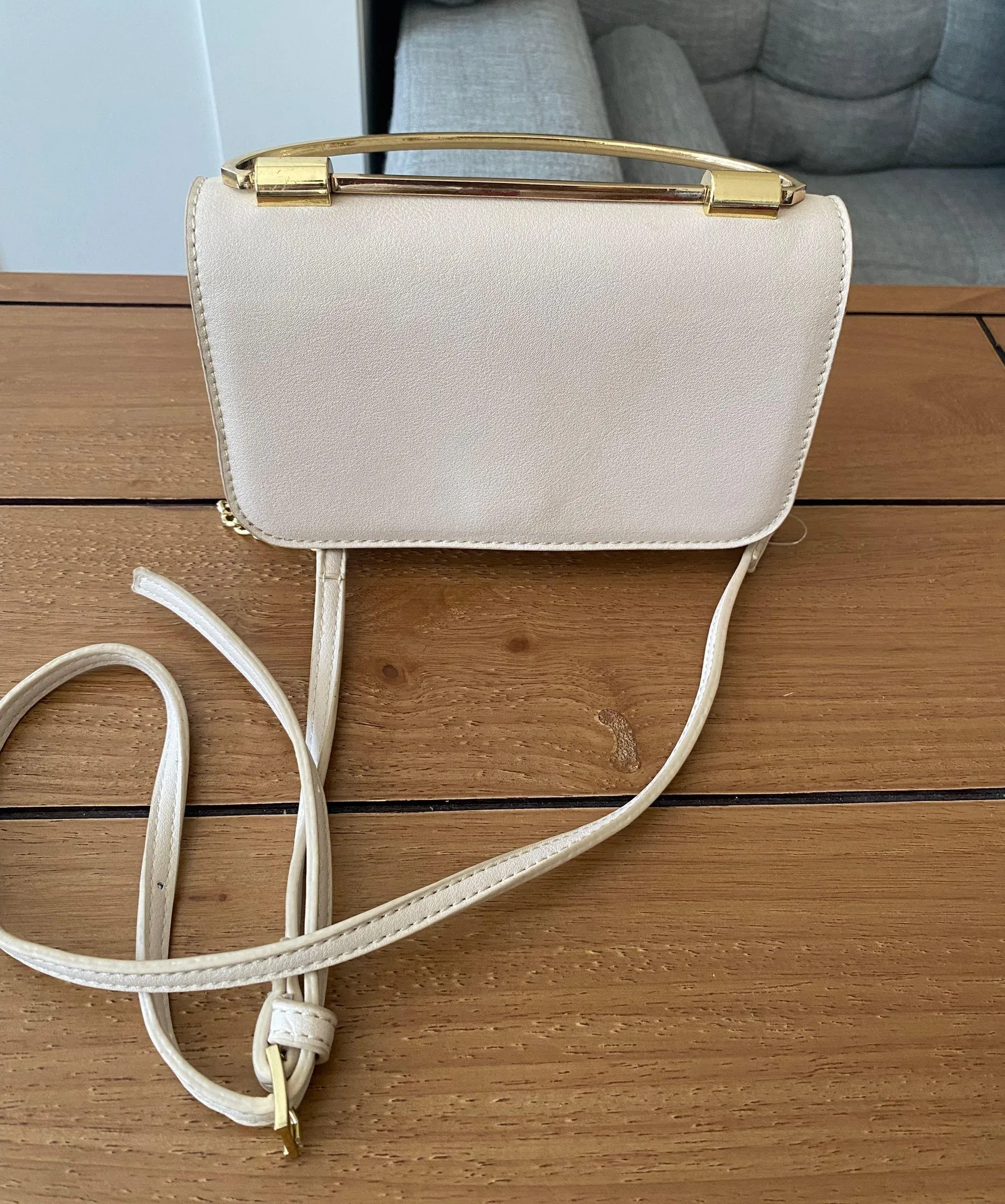 New BCBG Coco Mini Satchel Faux Leather Crossbody Cream Small Bag $98 - Image 3