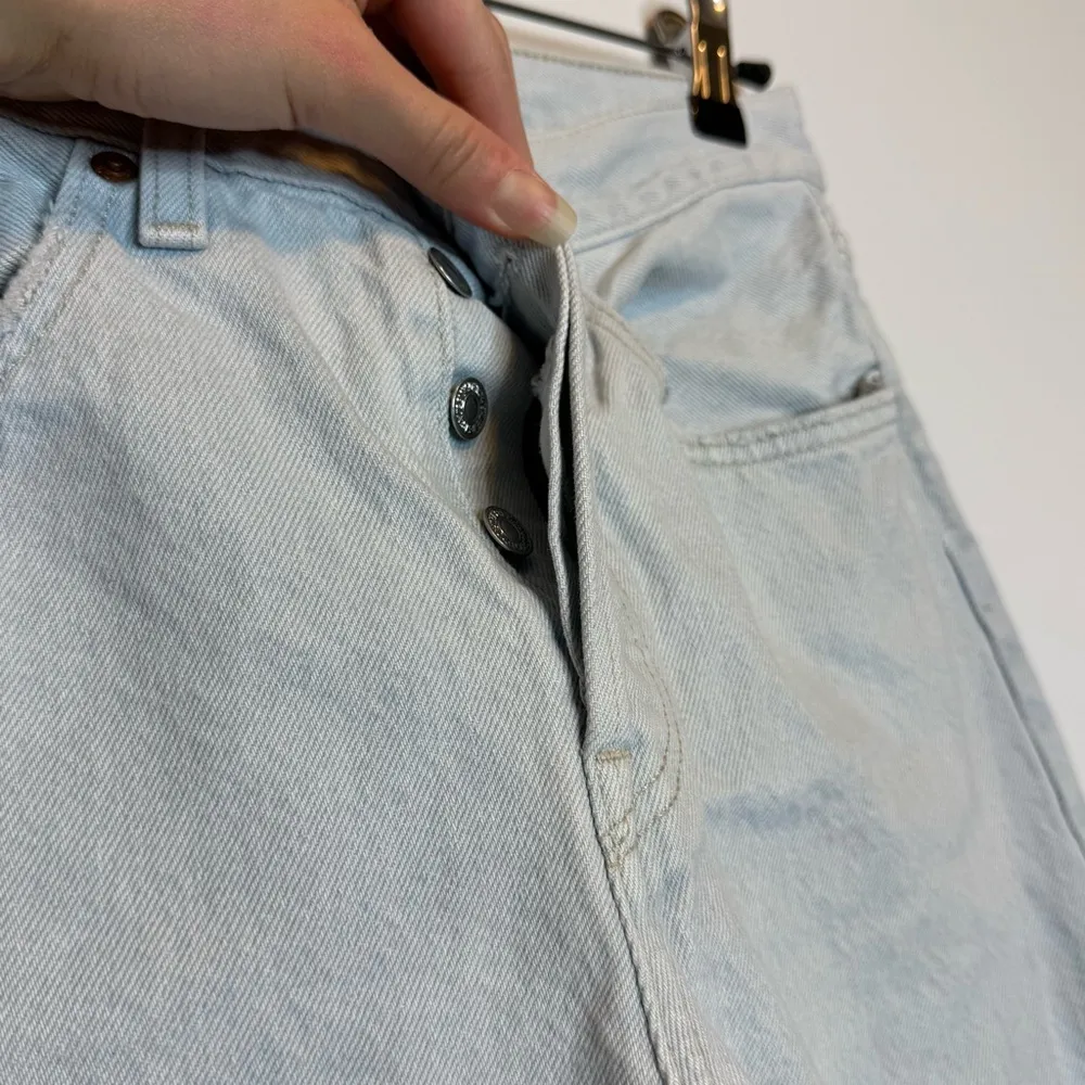 Levi’s 501 Original Cropped Jeans - Image 7