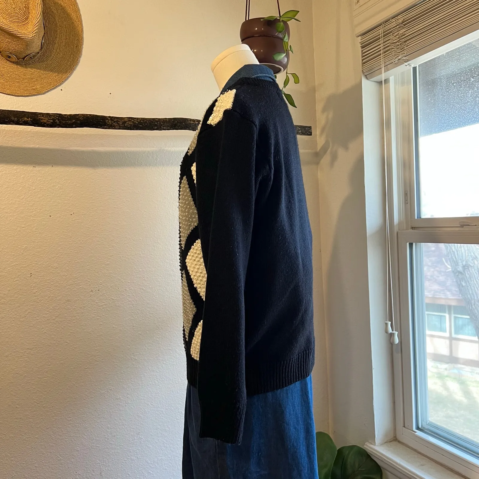 Vintage 90s Black Diamond Knit Sequin Beaded Pullover Sweater Size Medium - Image 4