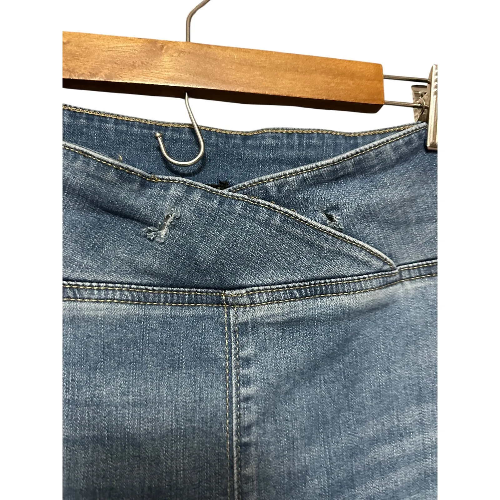 Sincerely Jules Women's Medium Blue Flare Jeans High Rise Stretch Denim - Image 3