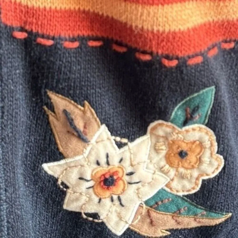 Vintage Fall Sweater leaves berries whimsical large grandma core‎ patchwork Black - Image 5