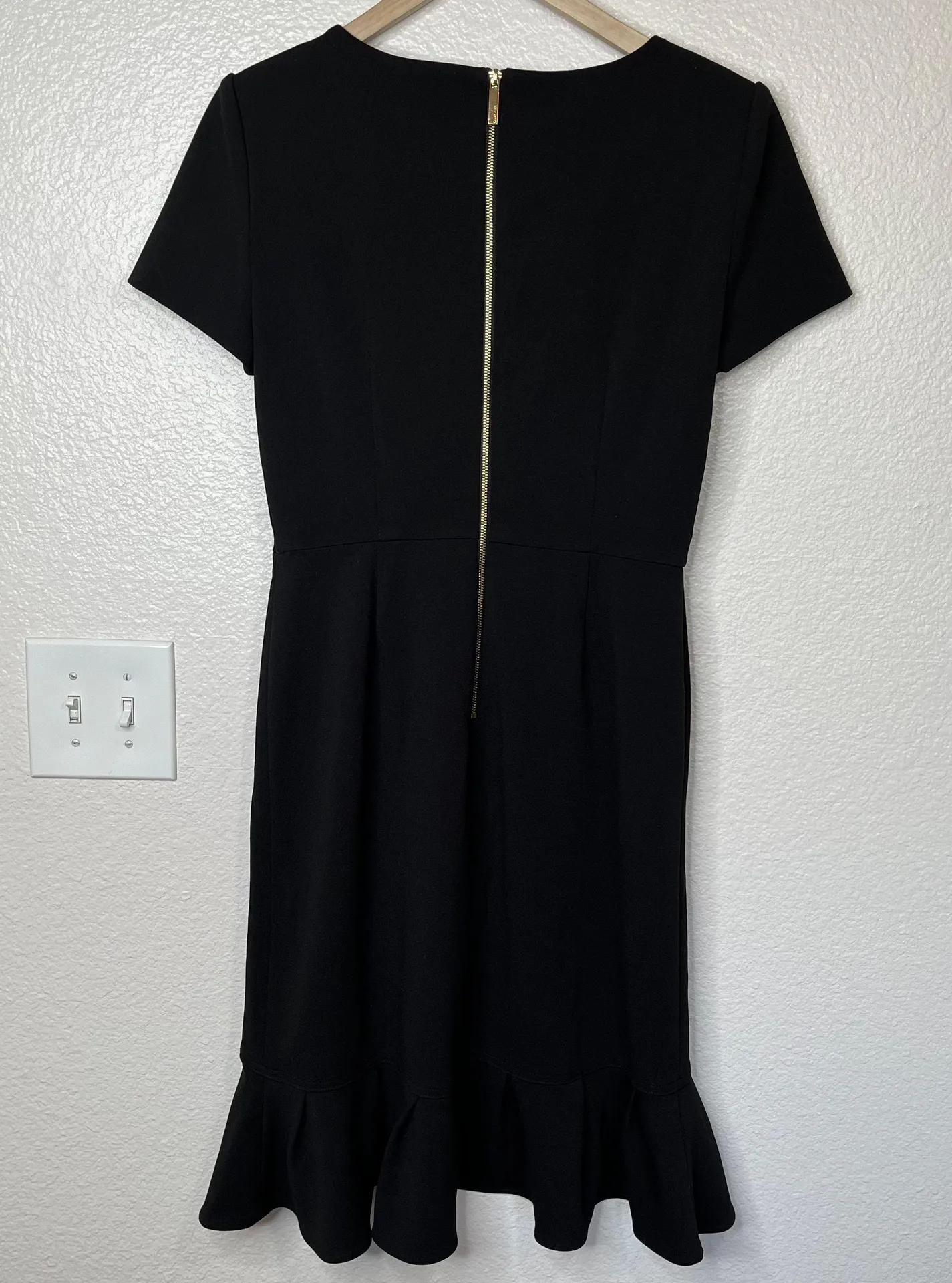 Womens Black Ruffle Hem Back Zip Dress Size 6 - Image 8