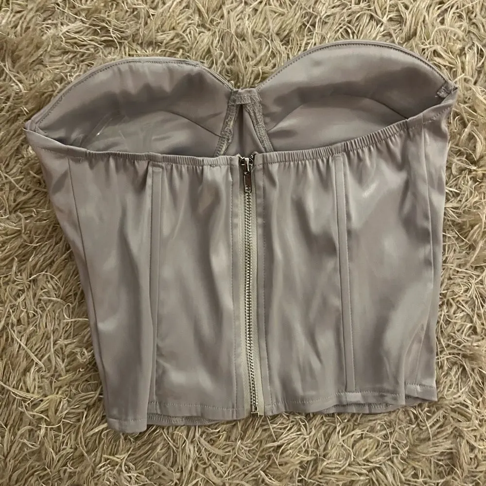 Akira satin corset size small NWT - Image 4