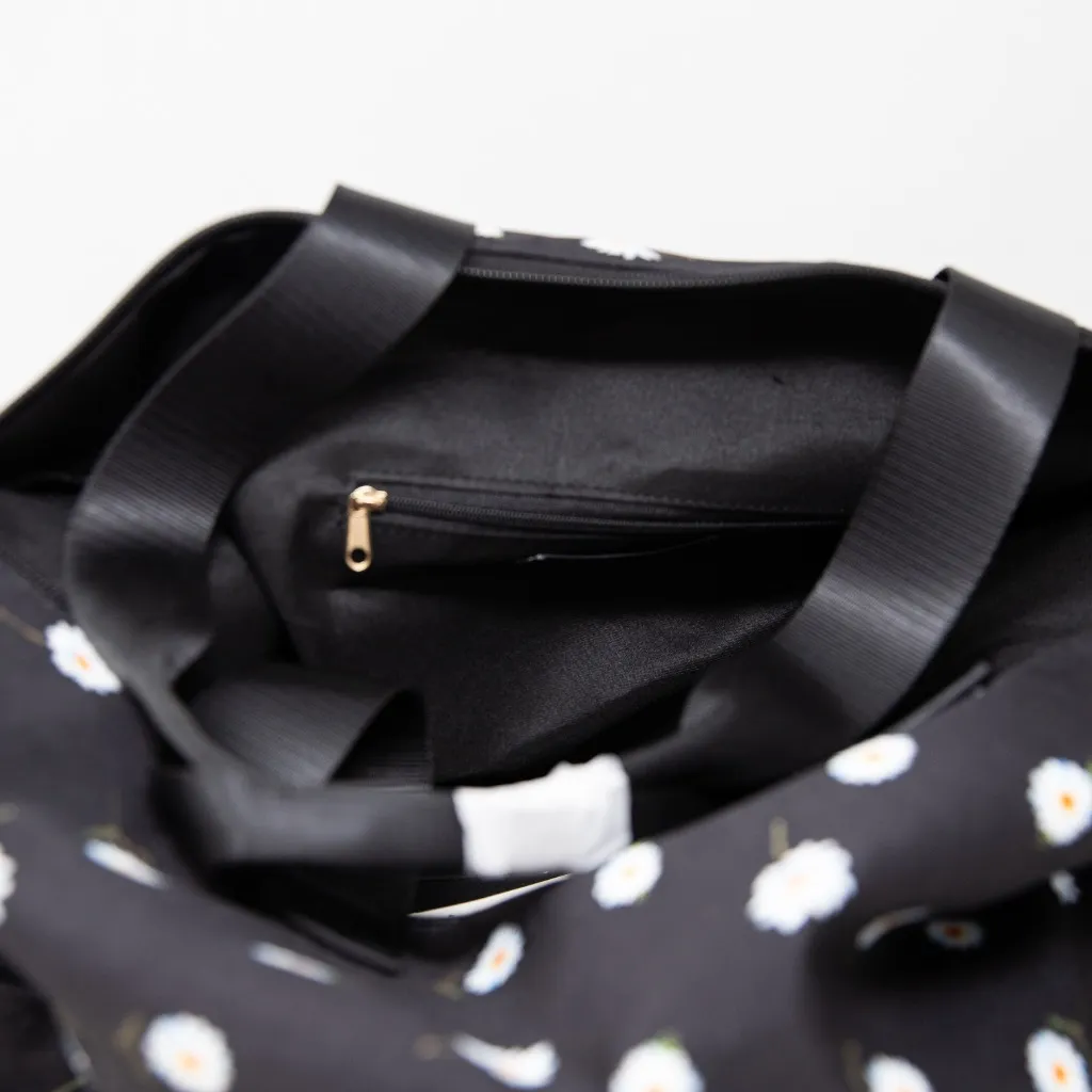 Alice + Olivia NEW  Daisy Floral Flower Print Pattern Gym Weekender Travel Bag - Image 6