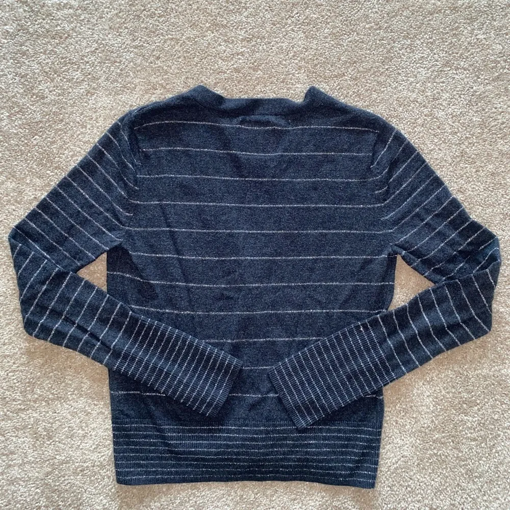 gray and silver striped button up cardigan - Image 5