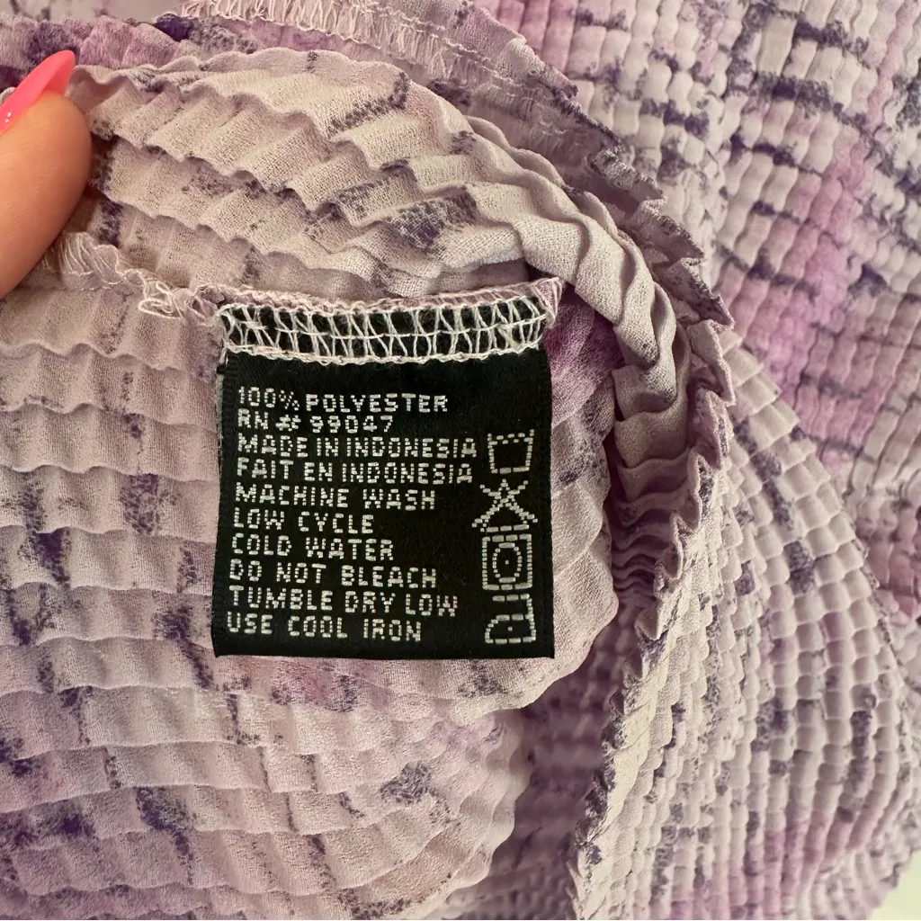 Piano Y2K Fitted Fairy Blouse. NWT. Size: Large. Color: Purple. Purple - Image 6