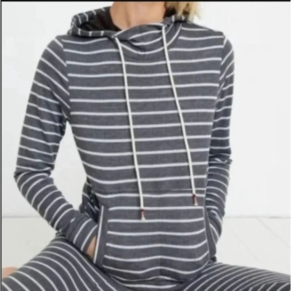 Marine Layer Double Knit Charcoal Stripe Long Sleeve Hoodie M - Image 3
