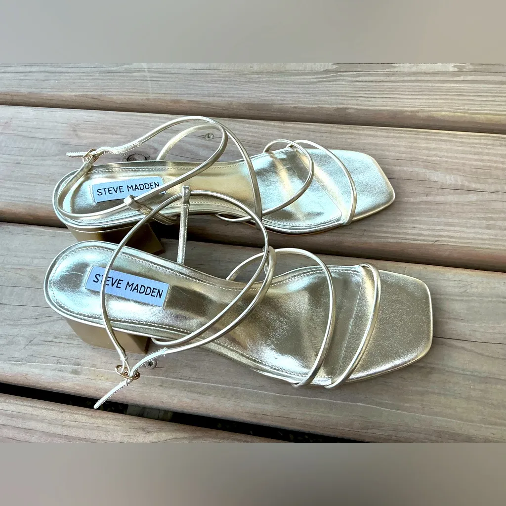 Dressy STEVE MADDEN sandals🌟🌟🌟 - Image 3