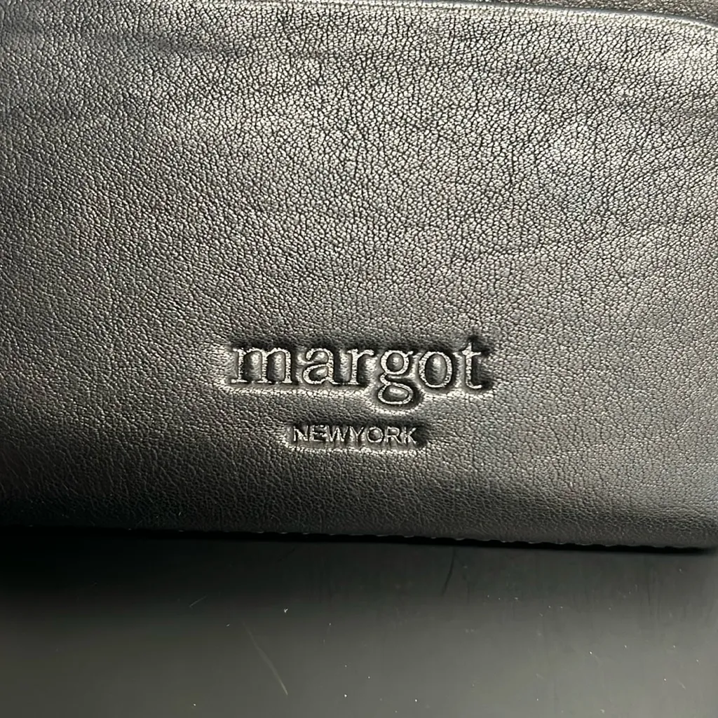 Margot New York | “Dana” Small Zip Around Leather Wallet Black - Image 2