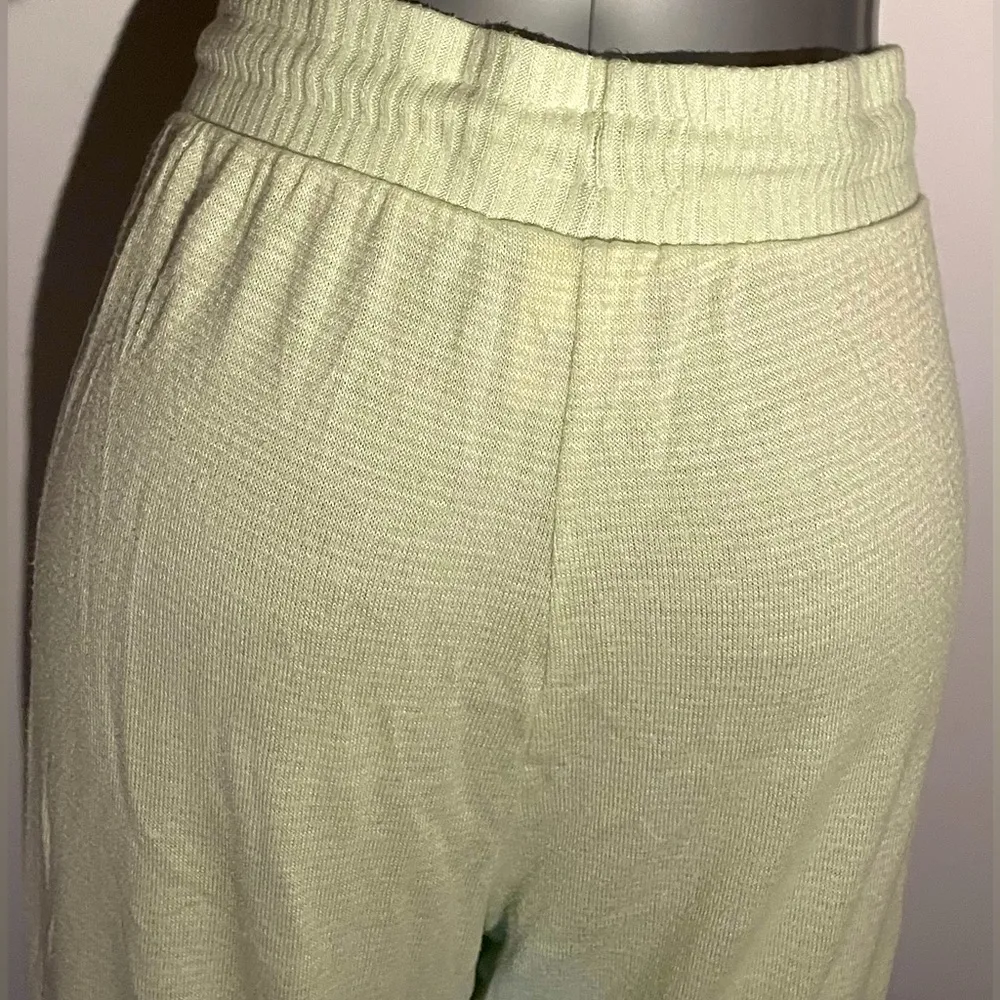 Never worn Woman’s stars above light yellow greenish color joggers pajama pants - Image 3