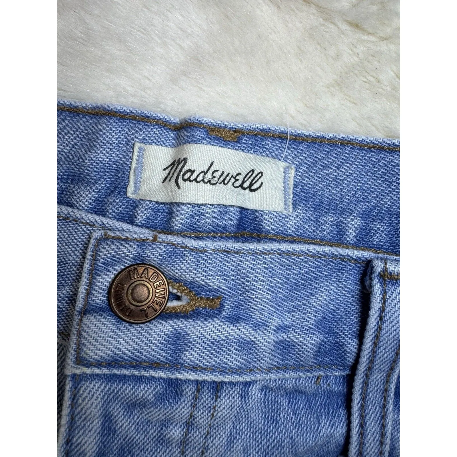 Madewell Denim Shorts Womens SIZE 33 Blue Cut Off High Waist Relaxed Fit Faded - Image 3