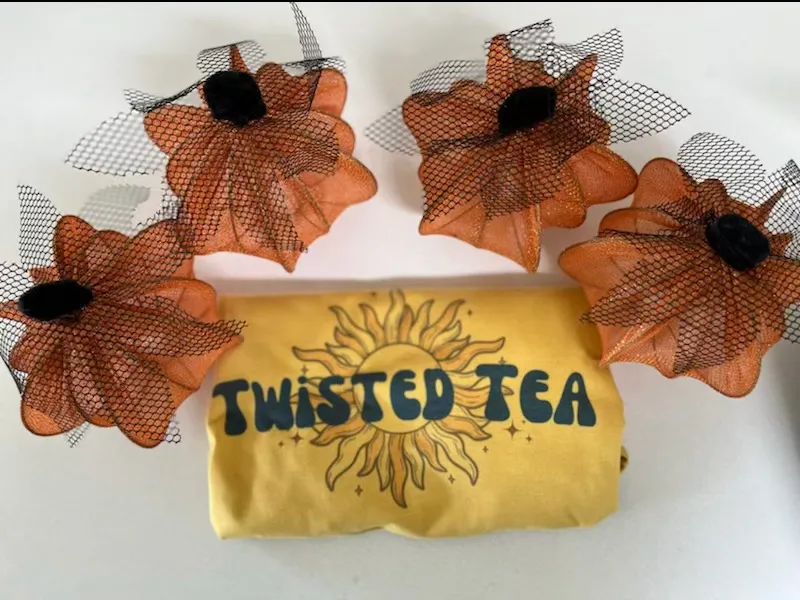 Twisted Tea Size Small Gold - Image 2