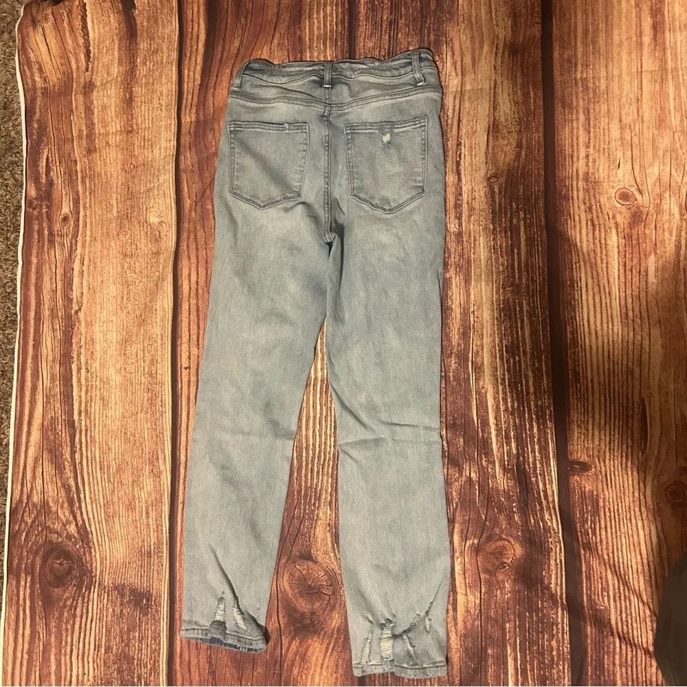 Women’s Light Wash Altar’d State Skinny Jean Size 29 - Image 8