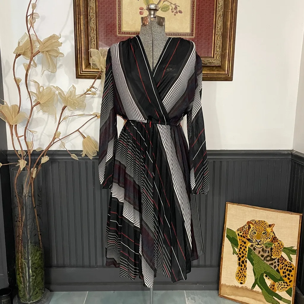 Vintage 70s Melissa Lane Striped Pleated Dress Semi Sheer Faux Wrap - Sz 12 💚🎀 - Image 3