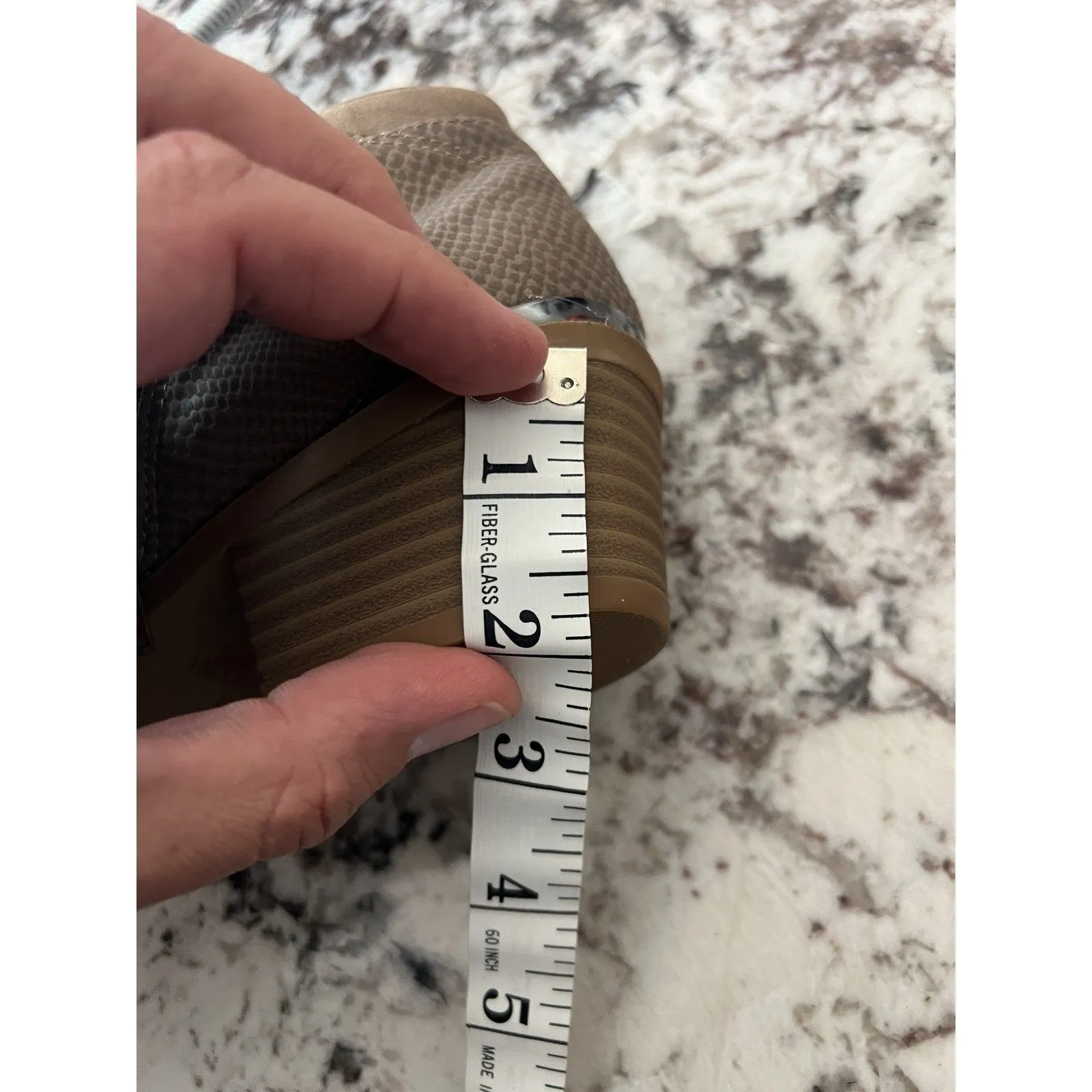 Simply Vera Vera Wang Boots Womens Size 8 Skylarksand Taupe Ankle Block Heel Zip - Image 11