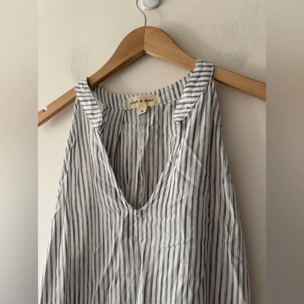 Anthropologie Cloth & Stone Blue and White V Neck Tank Top - Image 3