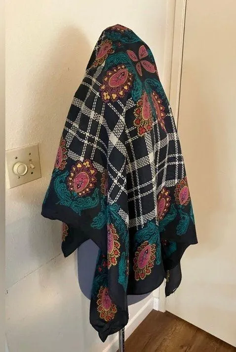 Diane Von Furstenberg Vintage  The Color Authority Silk Scarf 42” X 42” - Image 5