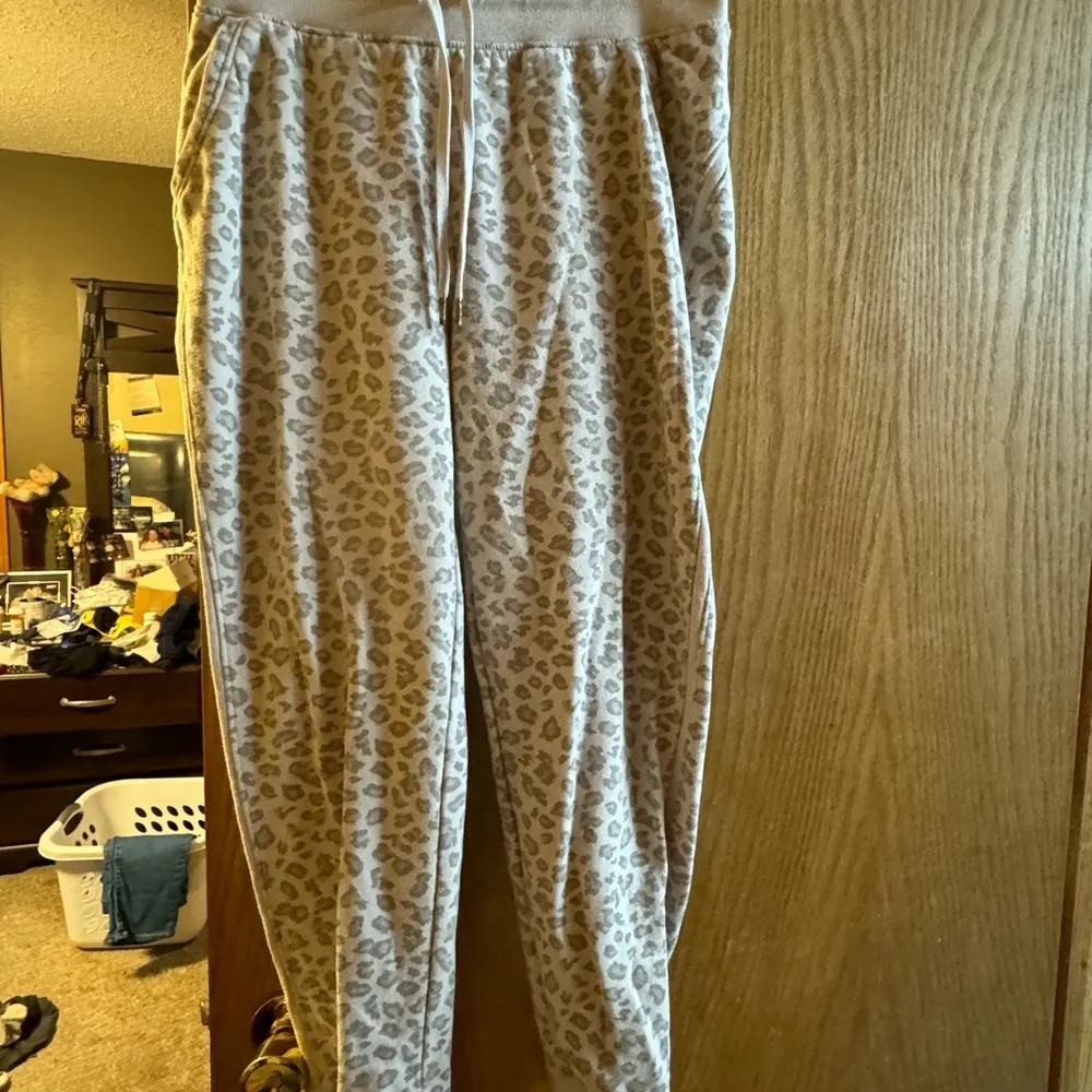 Adidas and Tek gear joggers - Image 5