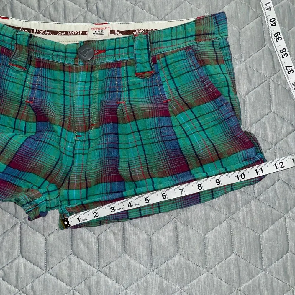 Free People shorts women’s size 4 Green Isla Plaid Madras Cuffed chino belt loop - Image 10