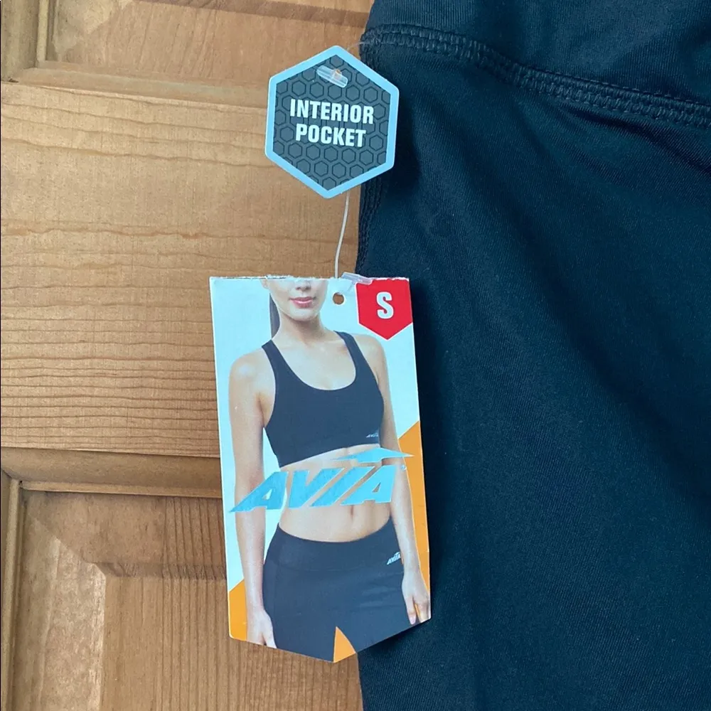 Avia Women's Size Small 4-6 Black Athletic Bike Shorts NWT - Image 3