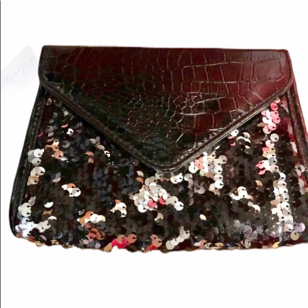 Twentyone sequin clutch - Image 2