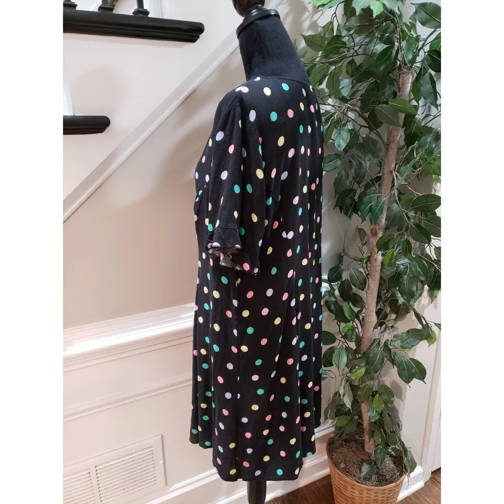 FOREVER 21 Women's Black Polka Dot Rayon Short Sleeve Button Down Shirt Size 2X - Image 8