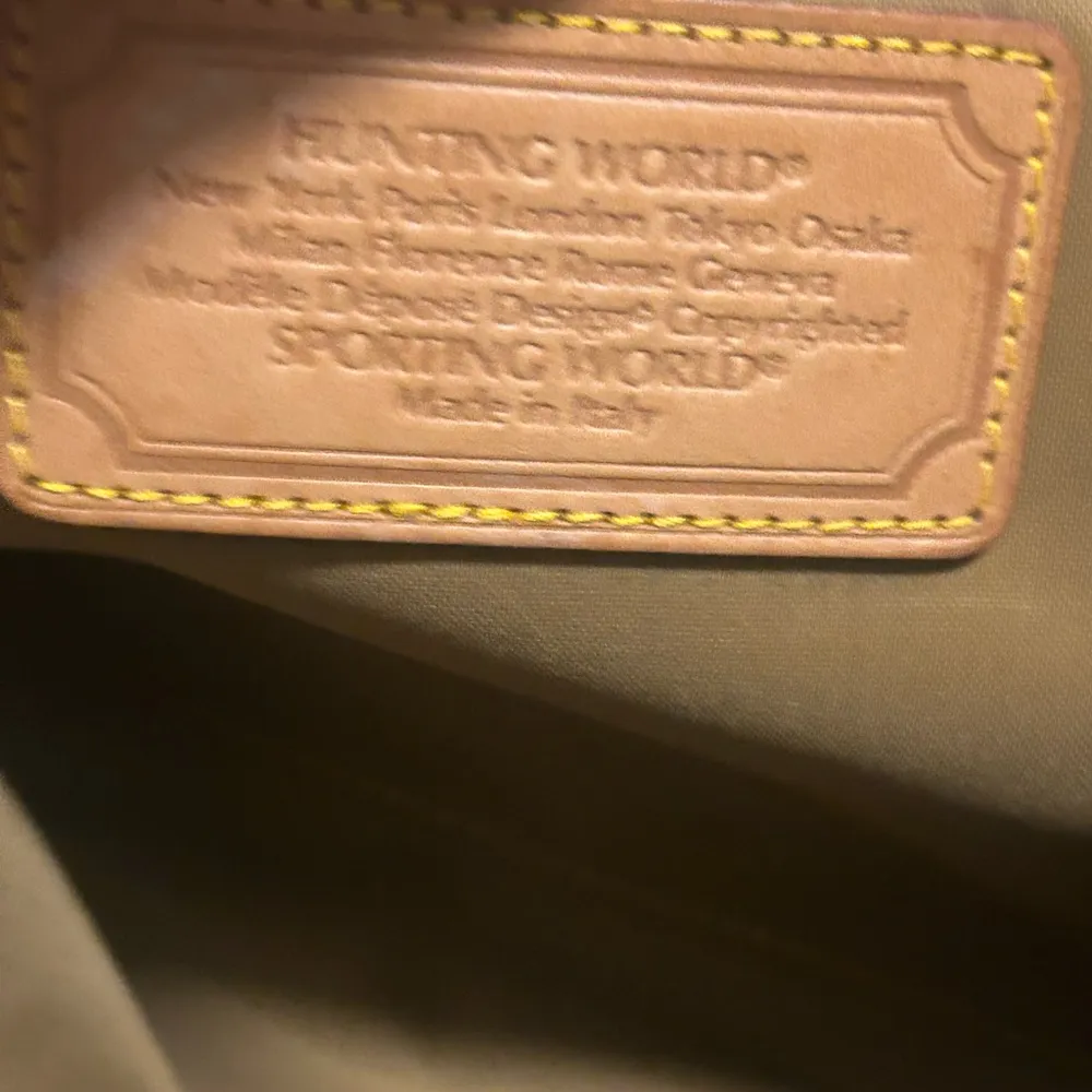 Hunting world tote bag - Image 4