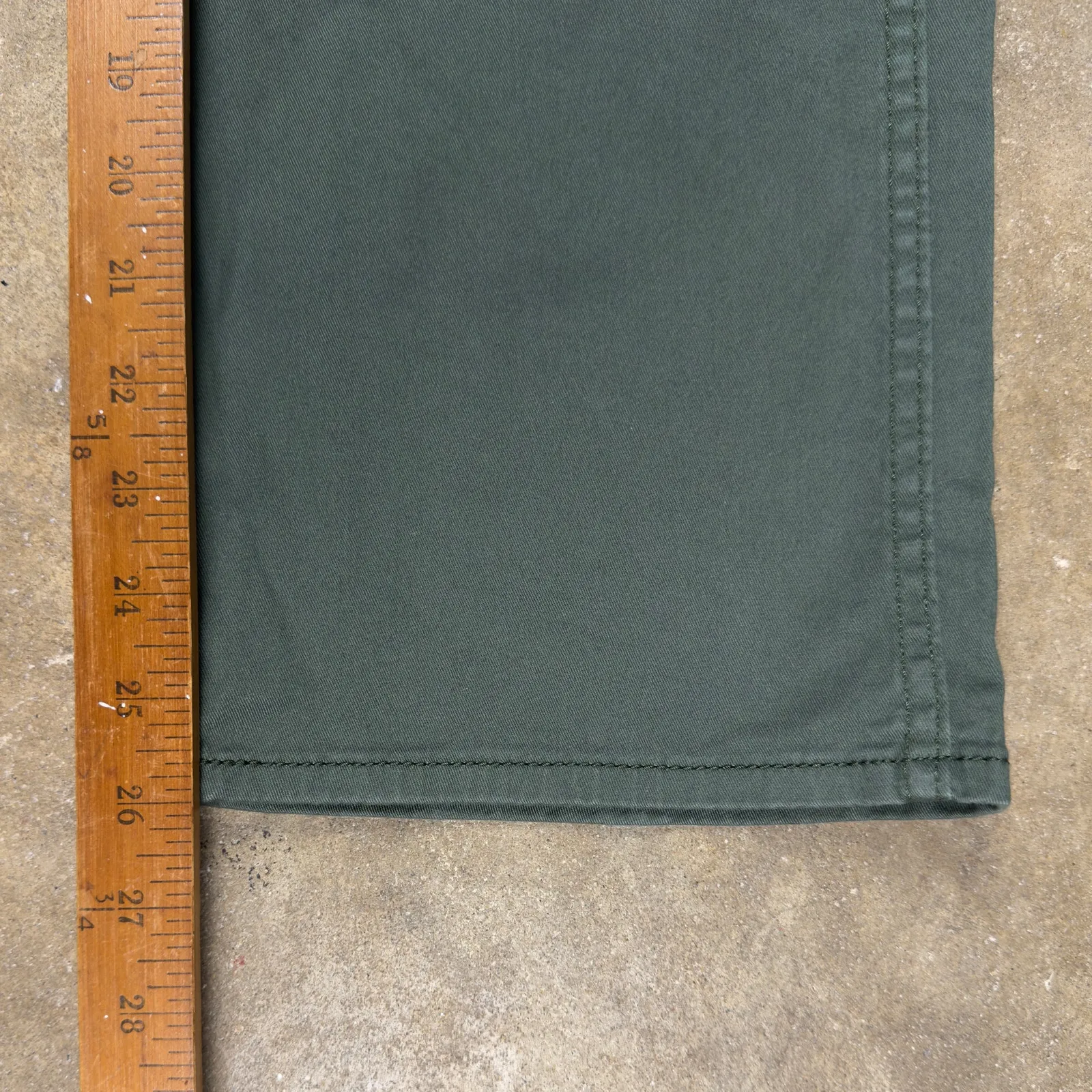Levi’s Surplus Straight Women’s Utility Pants 31 Olive Green‎ Green - Image 9
