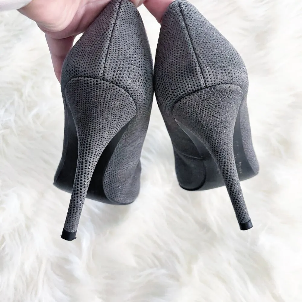 Stuart Weitzman Curvia Gray Beaded Leather Pump - Image 7