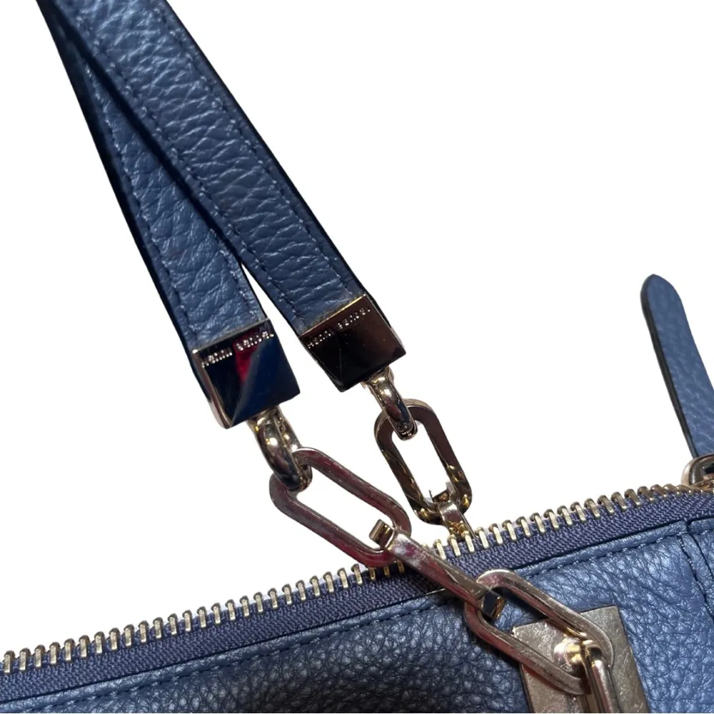 Henri Bendel SoHo Messenger Grey Pebbled Leather Bag - Image 5