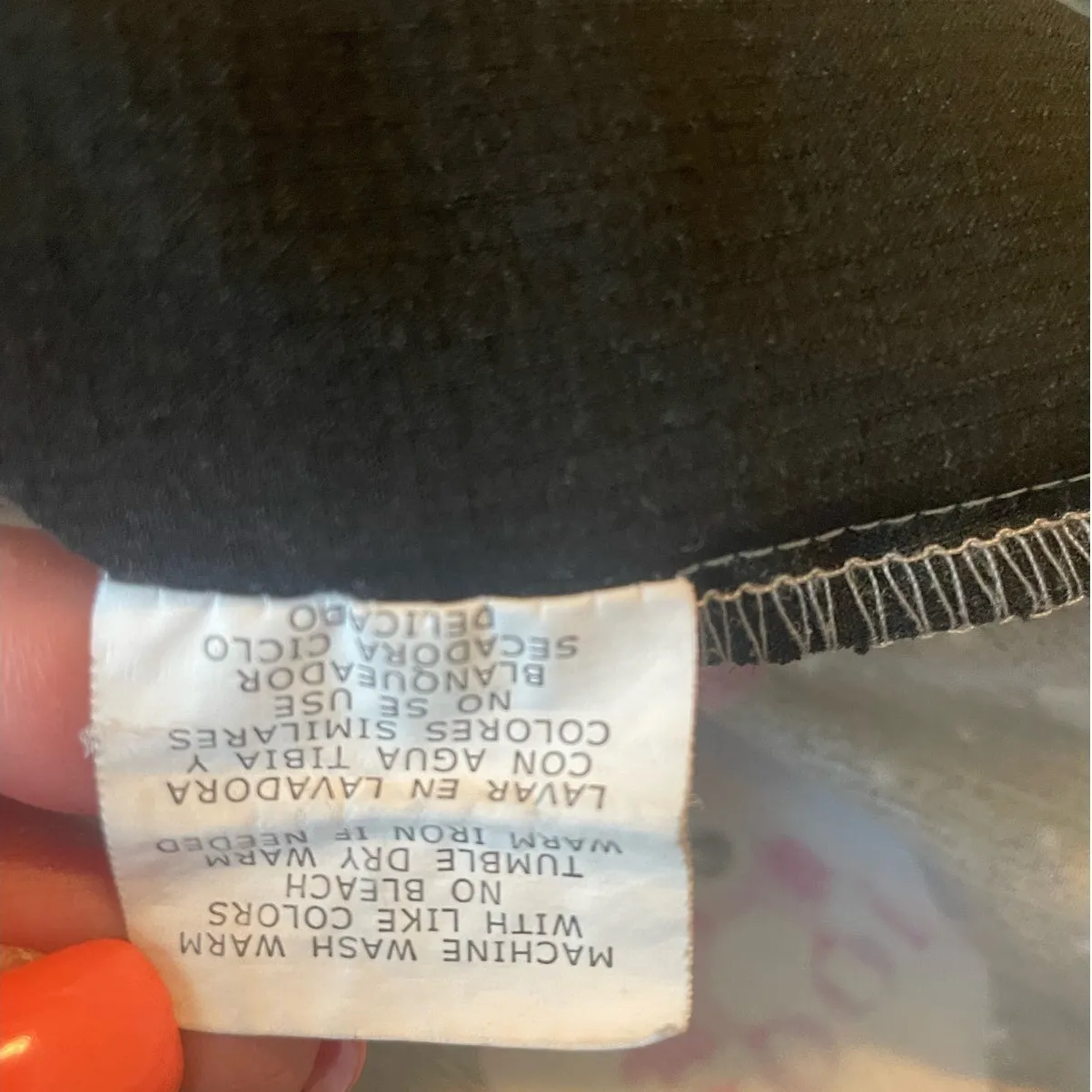 Divine by JDM Women Scrub Top M Gray‎ Owl Print V Neck Nurse Casual Workwear Gray Size M - Image 8