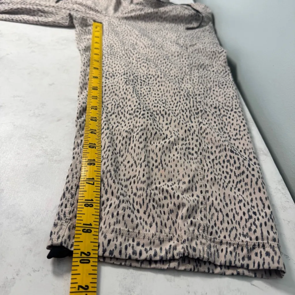 Lululemon Step Lively Crop Pants Size 4 Dottie Dash Grain Print - Image 7