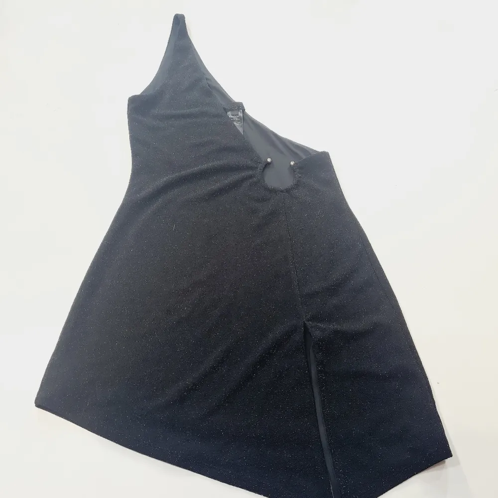 h:ours Rei Dress in Stardust Black - Image 3