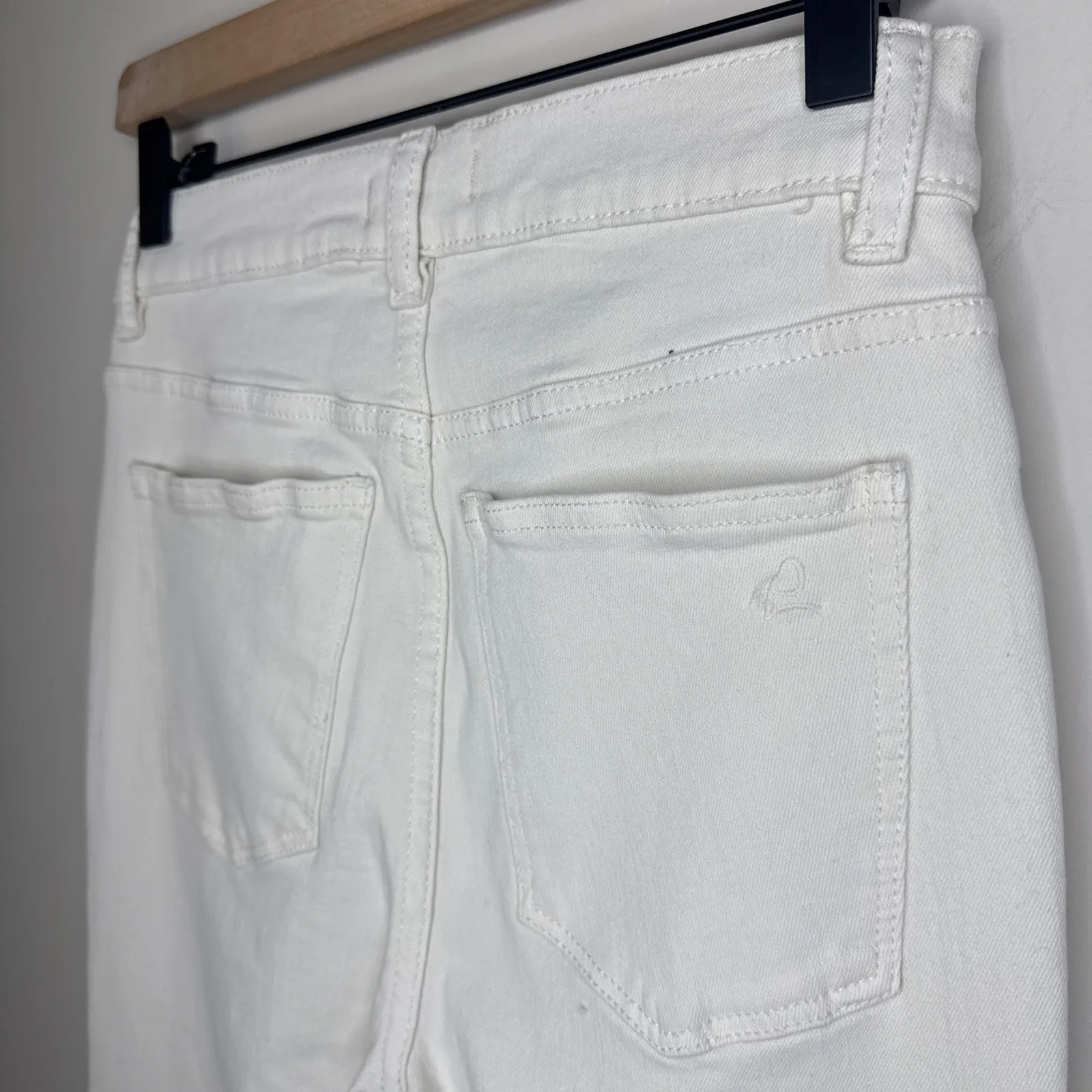 DL1961 Bridget Instasculpt High Rise Bootcut Jeans in Ecru Size 26 Hem Slits - Image 8