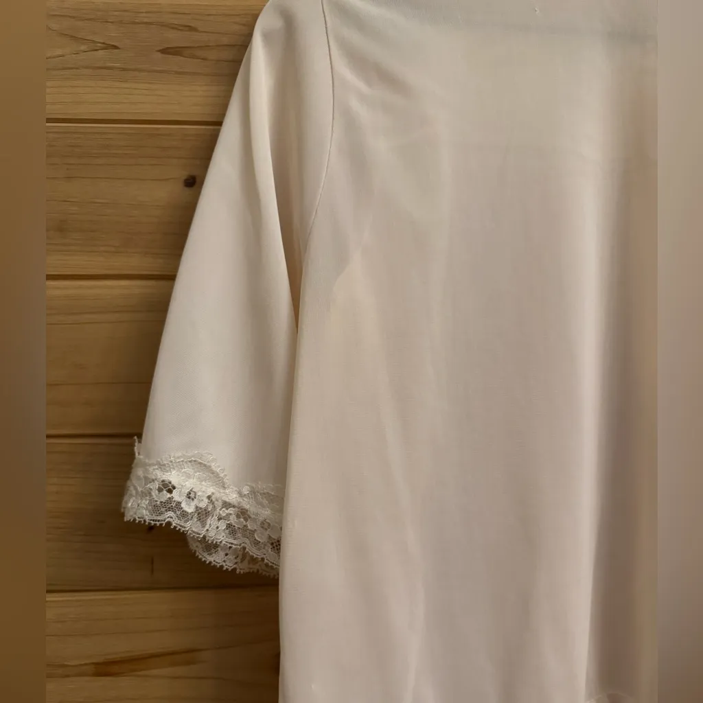 Vintage Lacey Coquette Petal Pink Sz Medium Button Front Lightweight Bed Jacket - Image 8