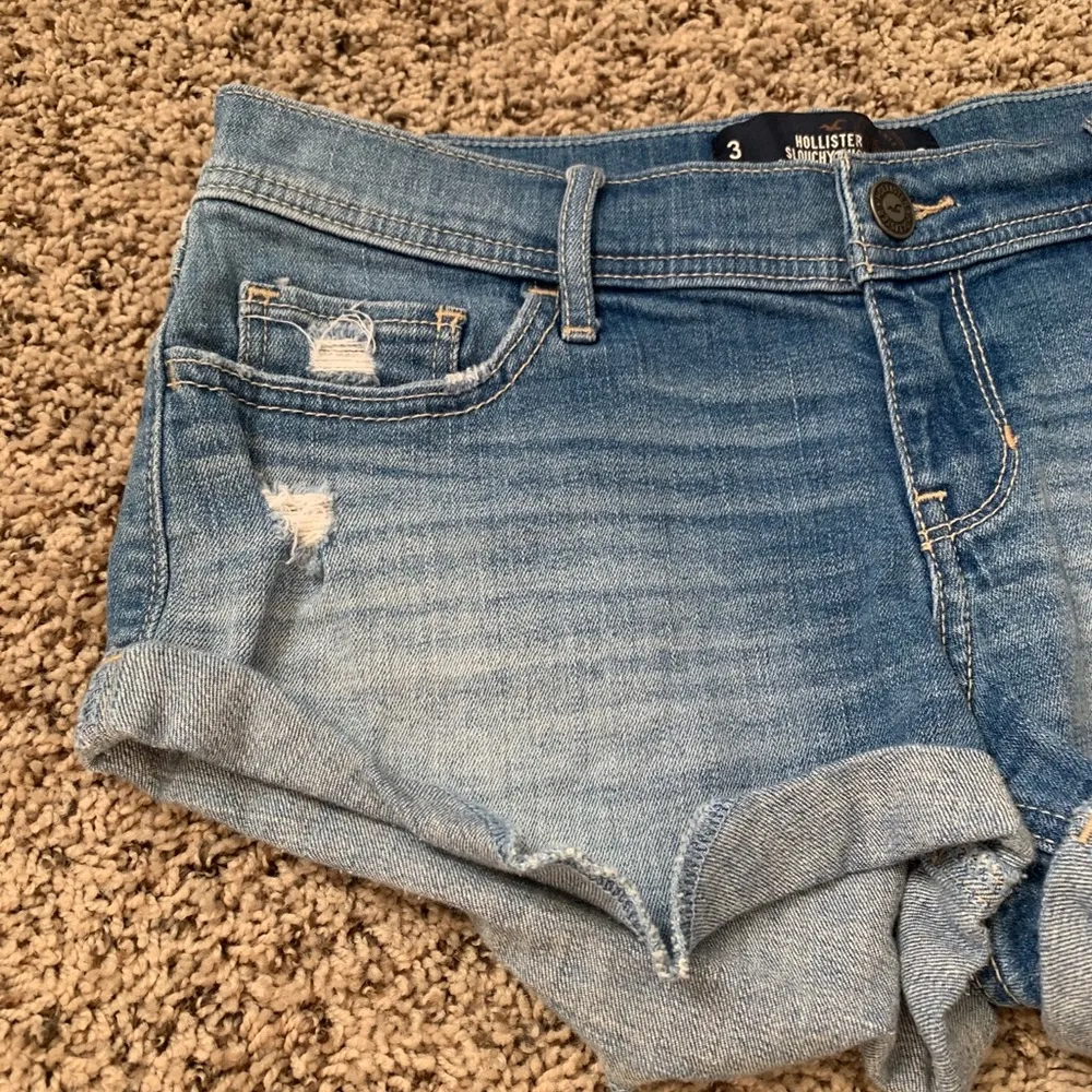 Hollister slouchy short - Image 3