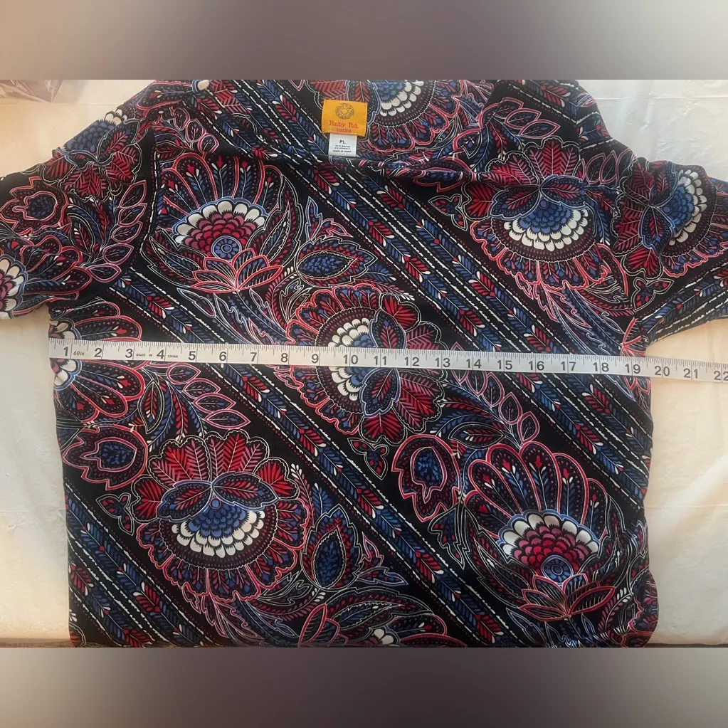 Ruby Rd . Women's Blouse - Navy and Red Floral Pattern - Image 6