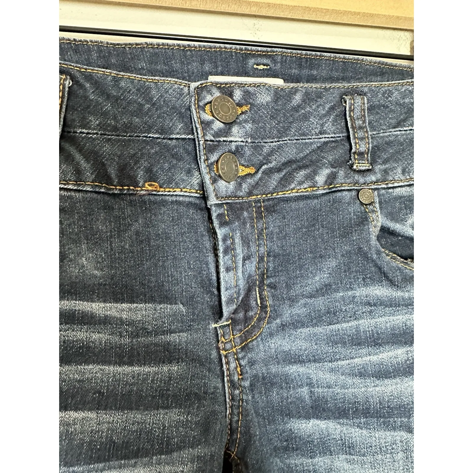 Refuge Destroyed Skinny Jeans Size 6 Double Button High Waist Ripped Blue - Image 4