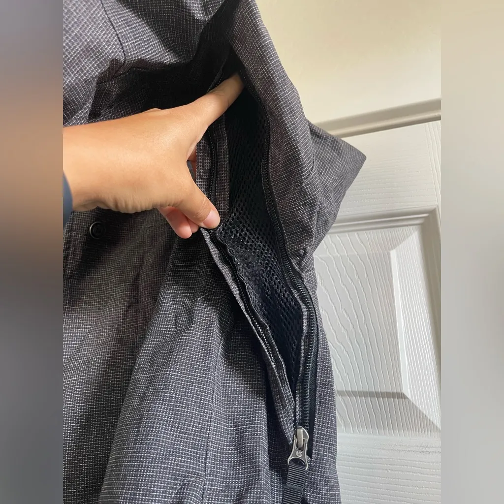 Women’s Burton DryRide Subtle Check Snowboard Jacket Size M - Image 6