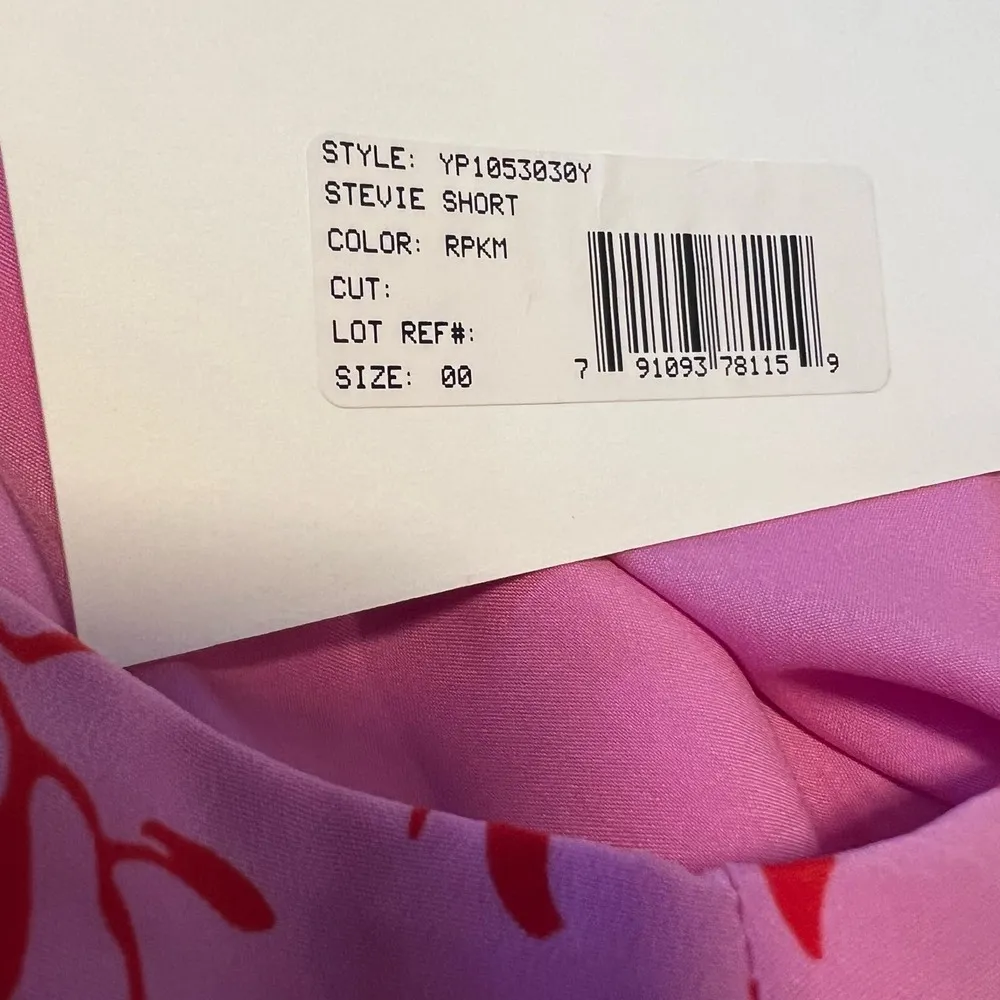 Likely Pink High Waist Ruffle Hem Shorts Size 00 New - Image 7