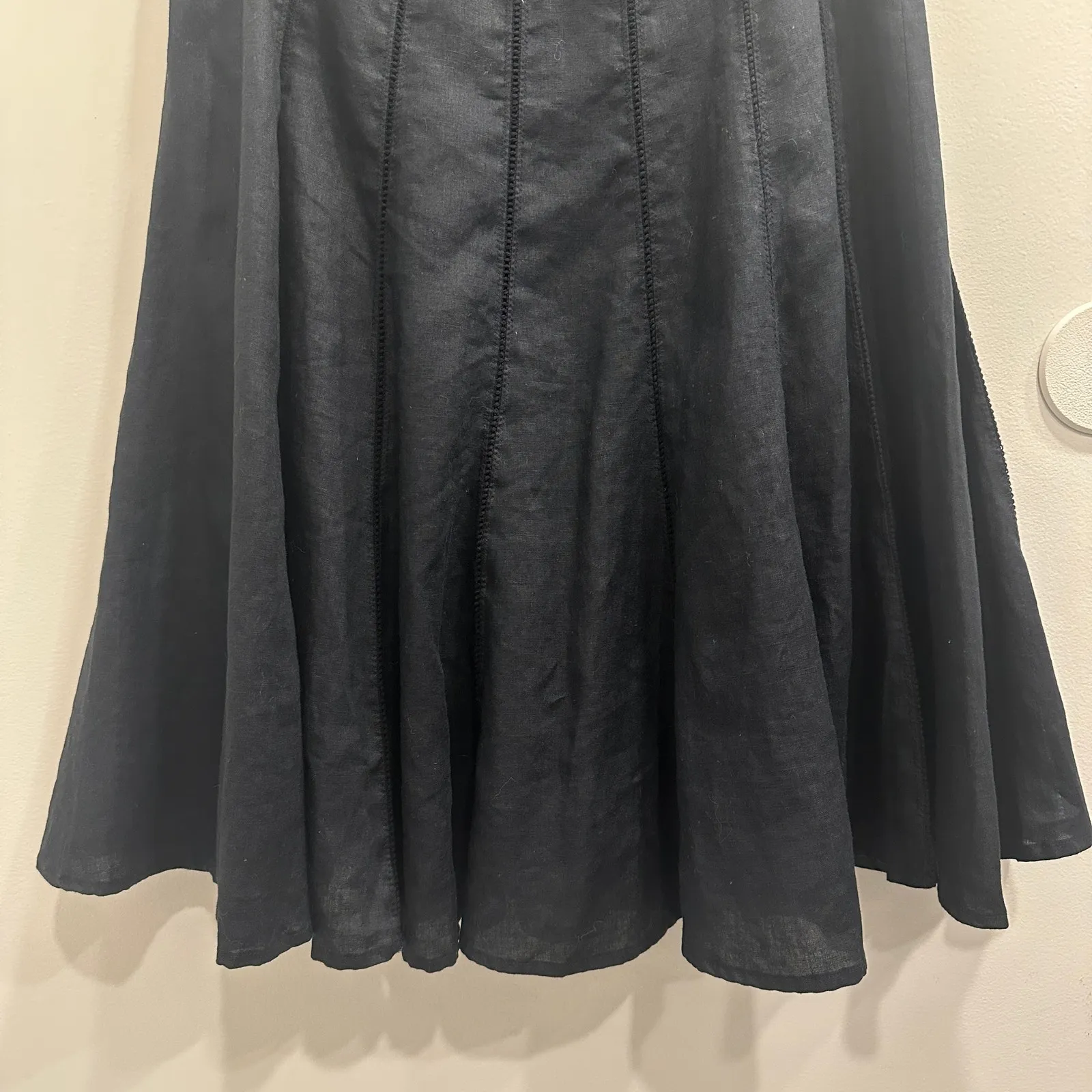 Jones New York Vtg Y2K Black Linen Eyelet Flared Gore Midi Skirt Academia Size 4 - Image 4