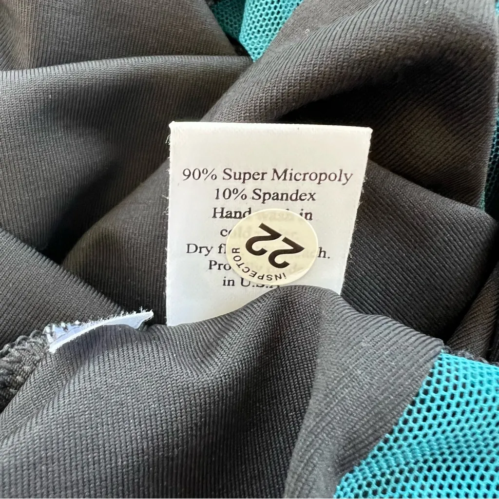 Katrina Active Wear Crop Top Black Mesh Back NWT L Ballet Athleisure Dancewear Size L - Image 16