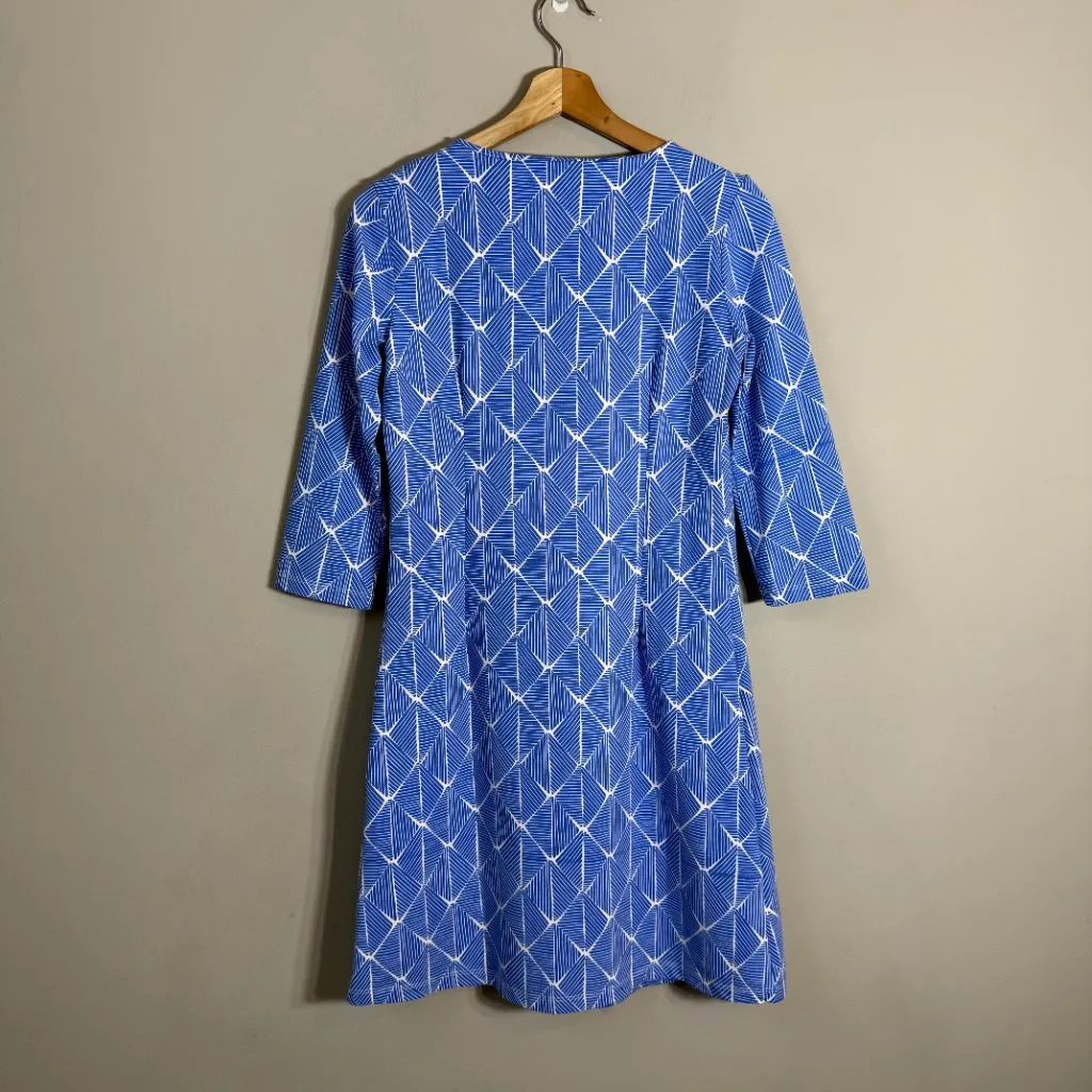 Mahi Gold Patterned Shift Mini Dress Womens Small Blue White Nautical Scuba Chic - Image 3