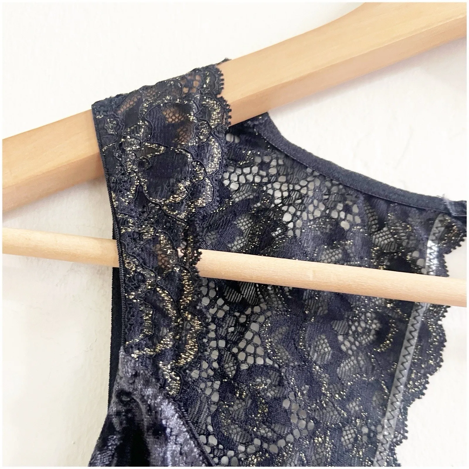 INC International Concepts Velvet Bodysuit Navy Gold Lace Size Medium Whimsygoth Blue - Image 8