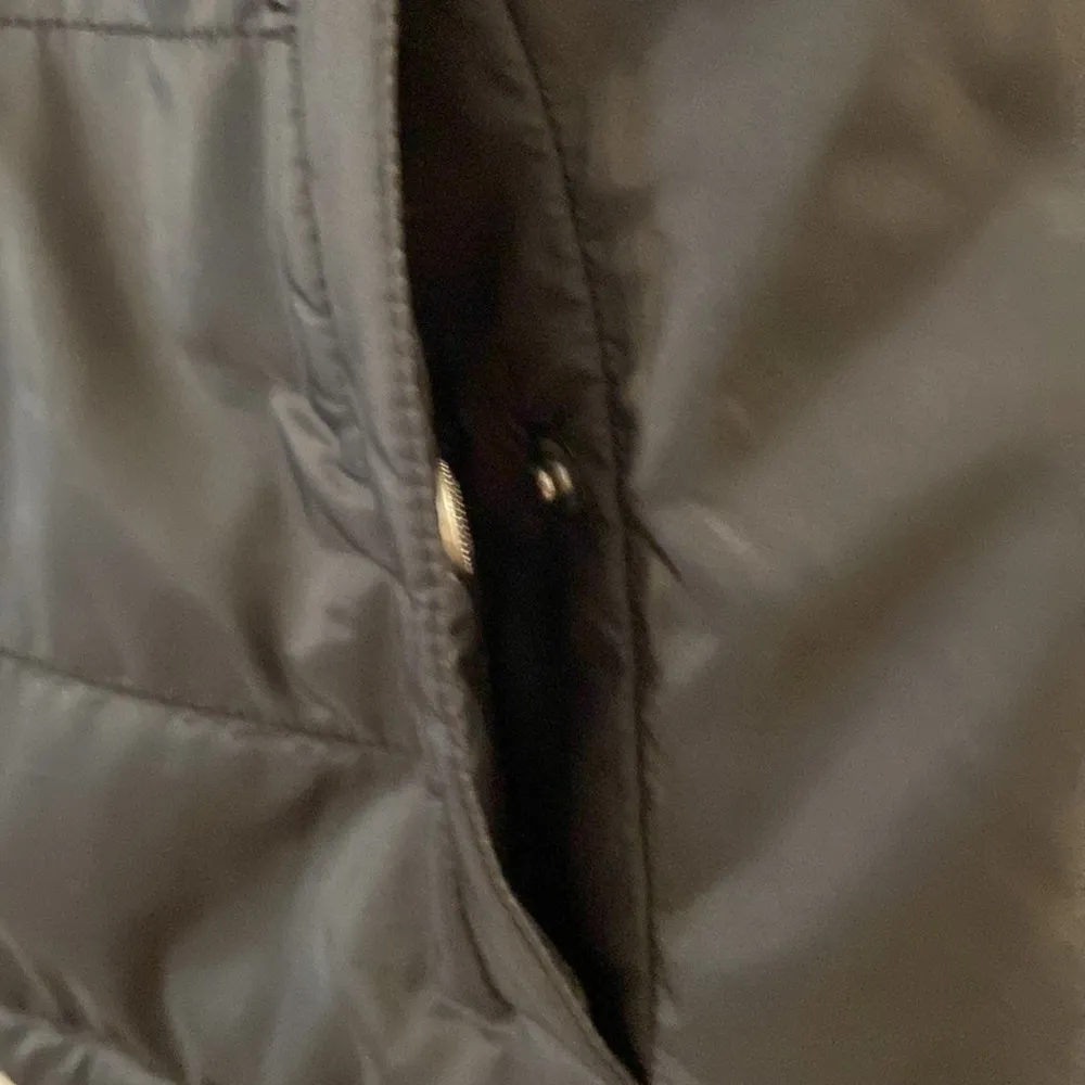 The North Face Two side Vest extremely beautiful black color BNWOT - Image 4