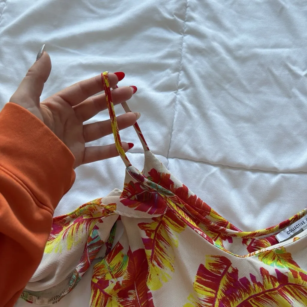 Womens Size XS Red Tank Top Blouse Officechic Corpcore City Flowy Floral - Image 3