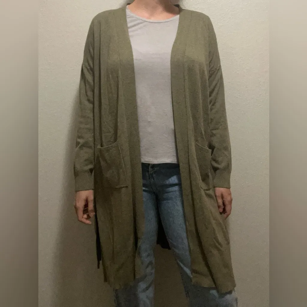 Debut Olive Green Women's Long Cardigan Sweater Duster Size Medium - Image 2