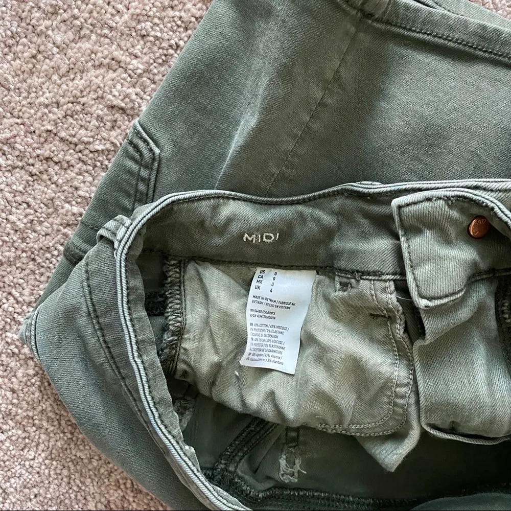 American Eagle Army Green Midi Denim Shorts Size 0 - Image 3