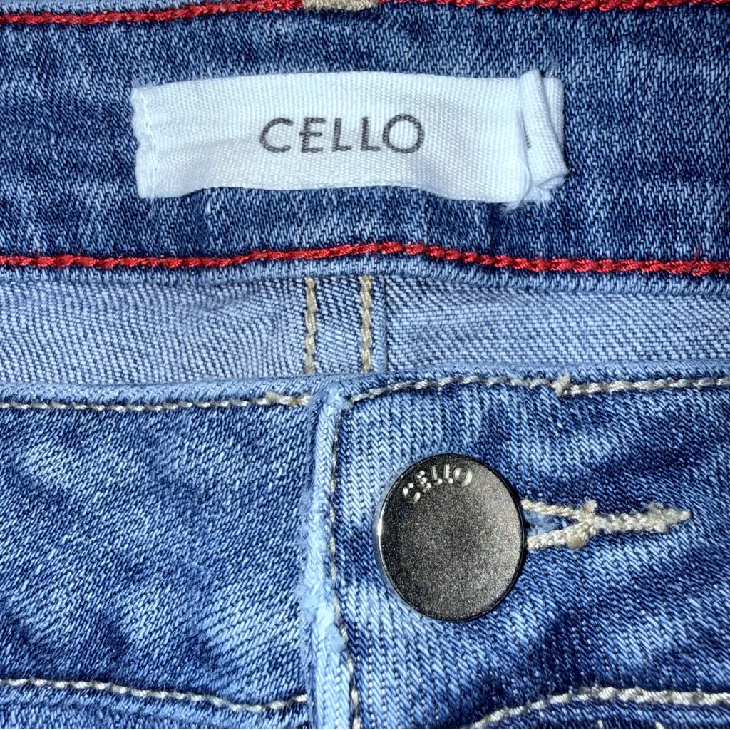 Cello Women's or Juniors High Rise Blue Ruffle Frayed Hem Cropped Jeans Size 11 - Image 11