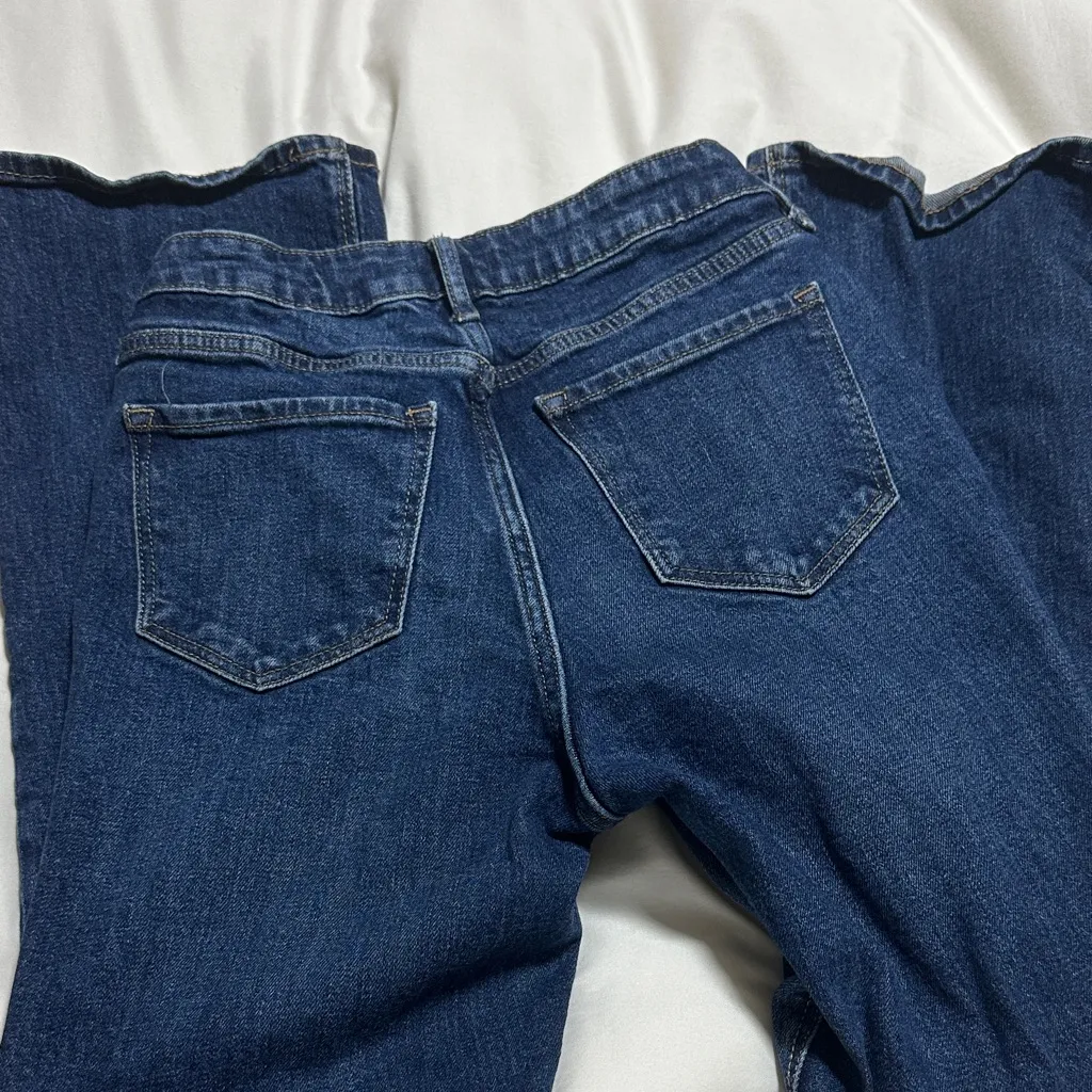 Old navy Classic Blue boot cut Jeans - Image 4